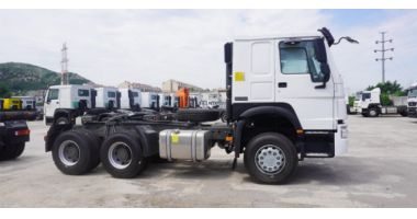 China Sinotruk Howo 420 Tractor Head will be sent to Zimbabwe