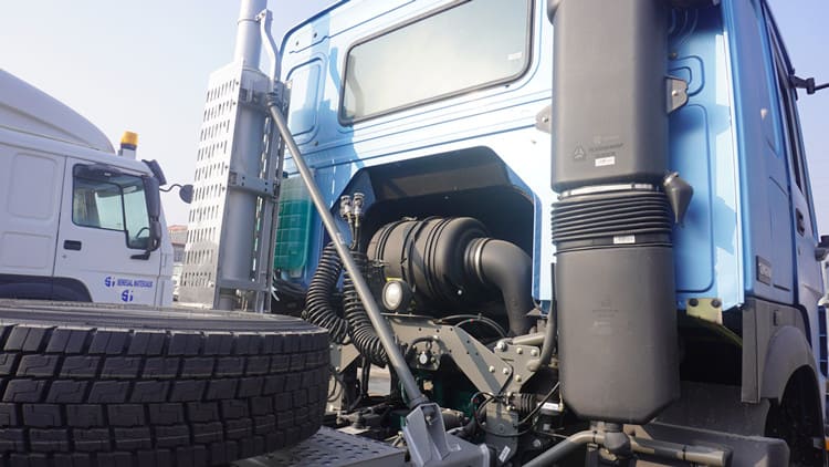 Howo 371 6×4 Truck Tractor is Ready for Zimbabwe Customer