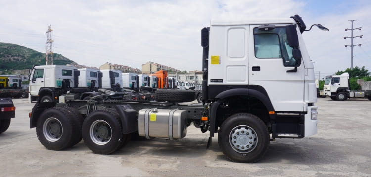 Howo Sinotruk Tractor Head Truck 371hp for Sale in Zimbabwe Bulaway