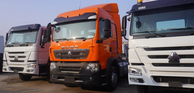 Sinotruk Howo Truck Tractor Head 430 6×4 for Sale in Zimbabwe