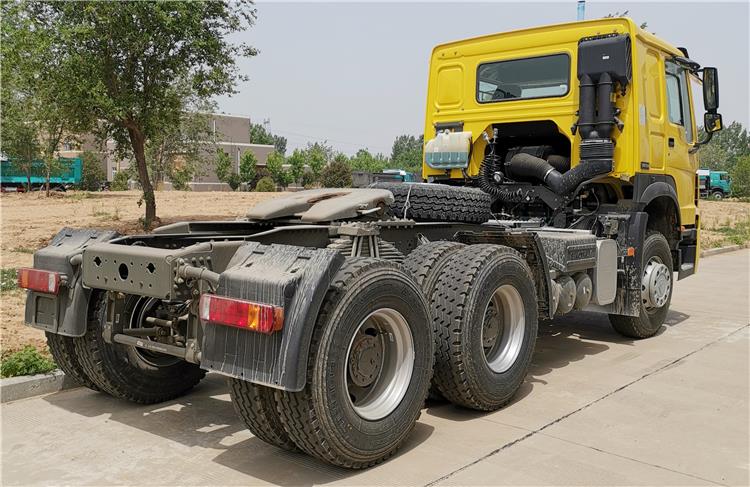 Howo 420 HP Horse Tractor Trucks for Sale In Zimbabwe Gweru