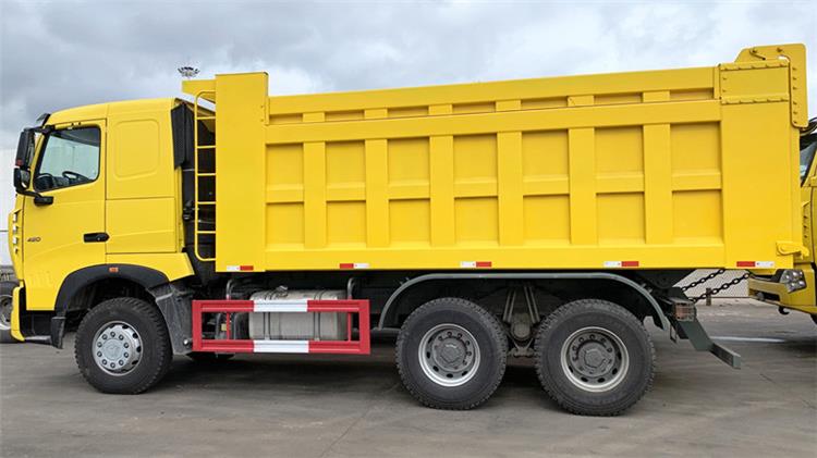 CNHTC Howo A7 420 10 Wheel Dump Truck for Sale in Zimbabwe Harare