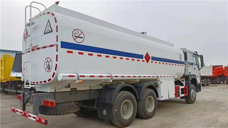 Used Tanker Truck | Howo 6x4 Truck Fuel Petrol Tanks for Sale in Zimbabwe Gweru
