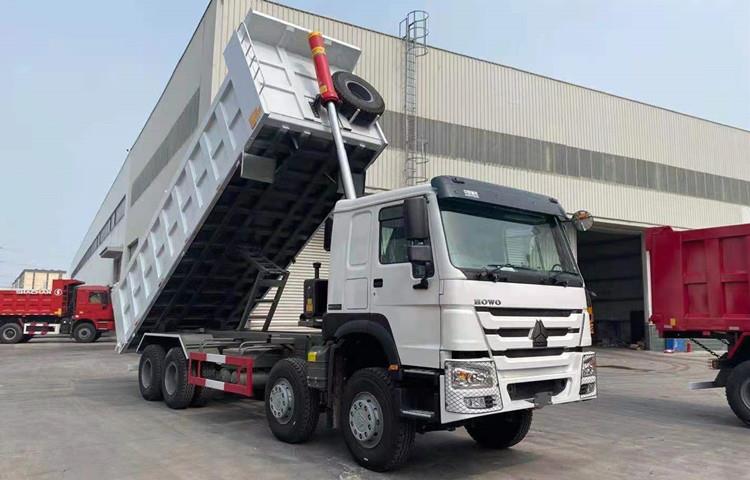 Howo 371 HP 12 Wheel 8x4 Tipper Truck for Sale in Zimbabwe Harare