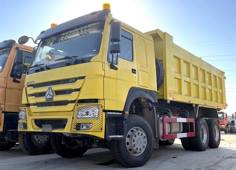 Sinotruk Howo 371 6x4 Tipper for Sale with 13R22.5 Tires for Zimbabwe Market