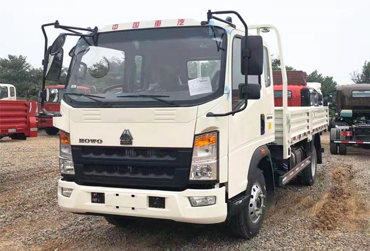 Sinotruk Howo 4x2 Light 5 Ton Cargo Truck Price in Zimbabwe Mutare