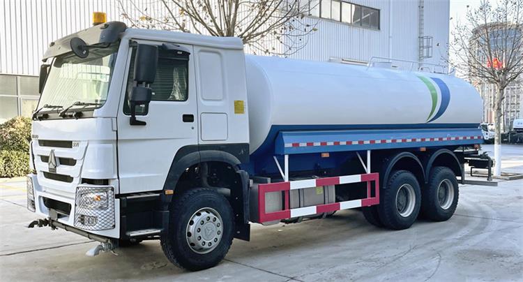 Howo 20 cbm Water Tanker Truck for Sale Near Me in Zimbabwe Harare