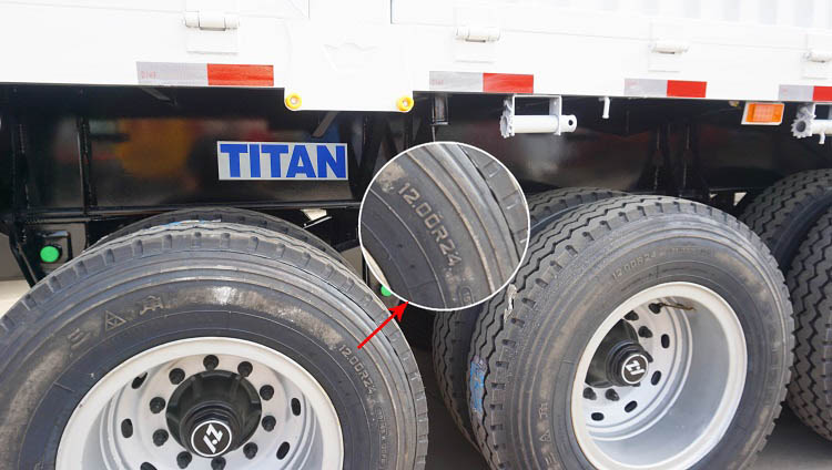 China 3 Axle 60 Ton Fence Cargo Truck Trailer for Sale in Zimbabwe Mutare