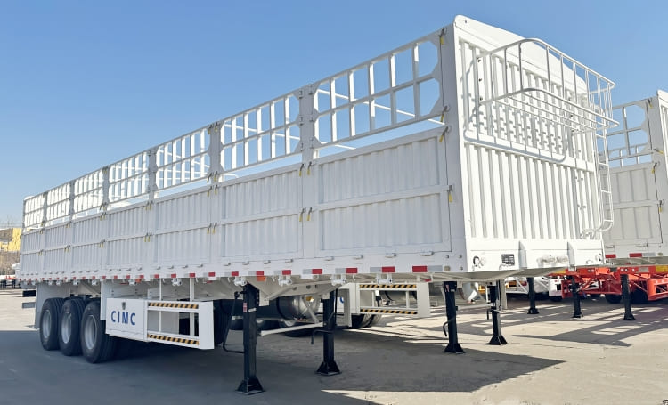 CIMC Livestock Fence Poultry Semi Trailer for Sale in Zimbabwe | Animal Cattle Transport Trailers