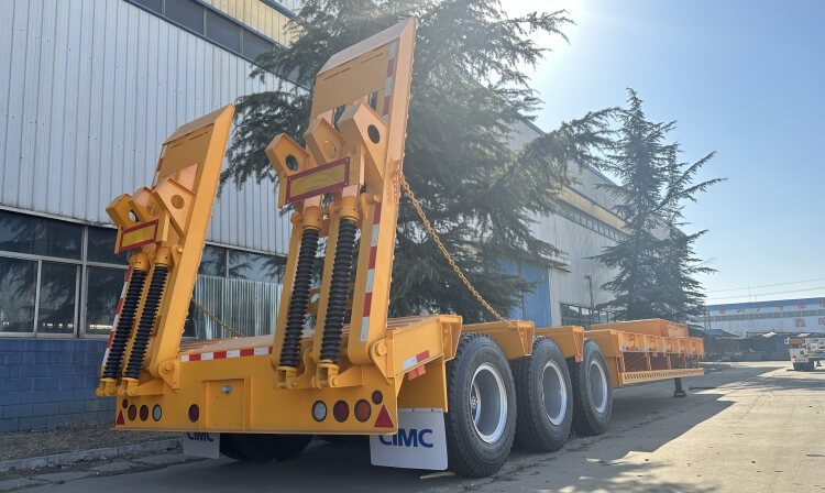 CIMC 3 Axle 80 Ton Low Bed Truck Trailer for Sale in Zimbabwe