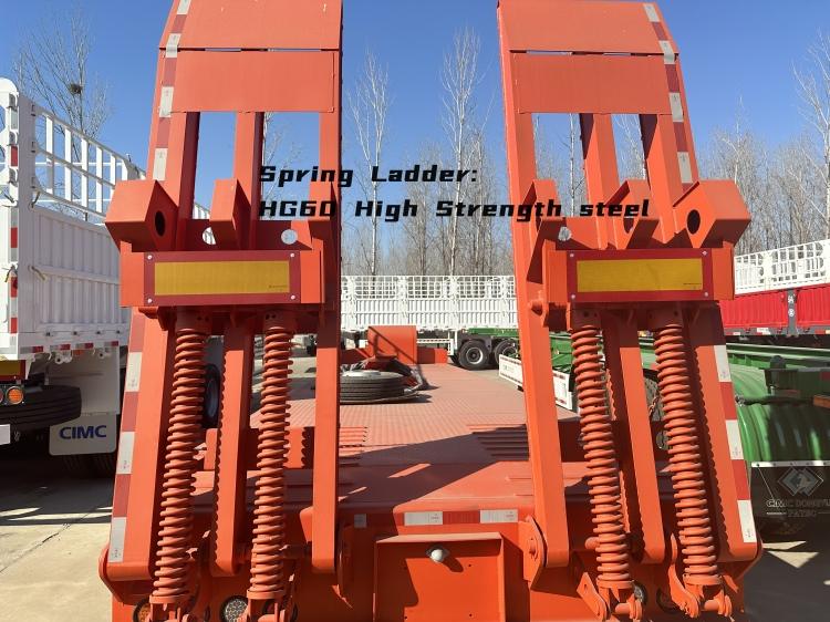 CIMC 4 Axle 100 Ton Lowbed Trailer Truck for Sale in Zimbabwe
