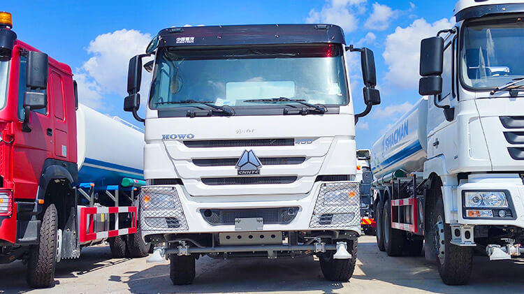 Howo Water Truck Tanks | Water Tank Truck for Sale in Zimbabwe