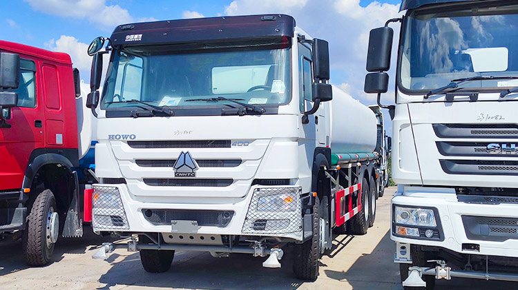 Howo Water Truck Tanks | Water Tank Truck for Sale in Zimbabwe
