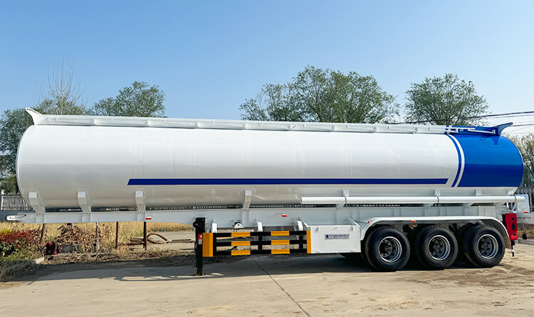 3 Axle 42000 liters Oil Tanker Trailer for Sale in Zimbabwe