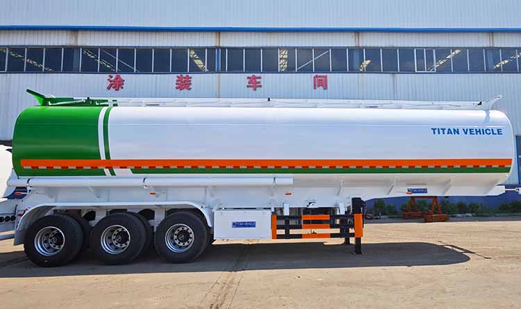3 Axle Diesel Fuel Tanker for Sale in Zimbabwe