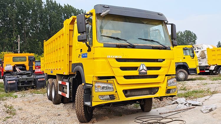 2nd Hand Sinotruk Howo Dump Truck for Sale in Zimbabwe