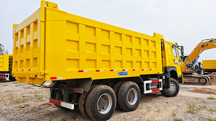 2nd Hand Sinotruk Howo Dump Truck for Sale in Zimbabwe
