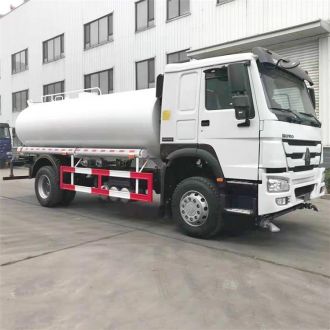 Howo 4x2 Water Tanker with Sprinkler