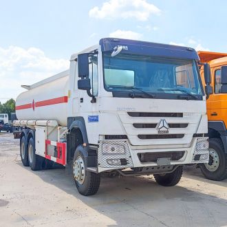 Howo Fuel Tanker Truck 6x4 400hp