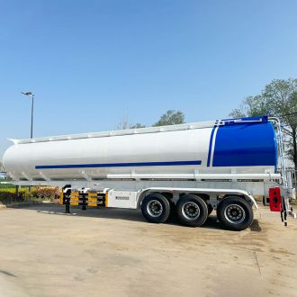 3 Axle 42000 liters Oil Tanker Trailer
